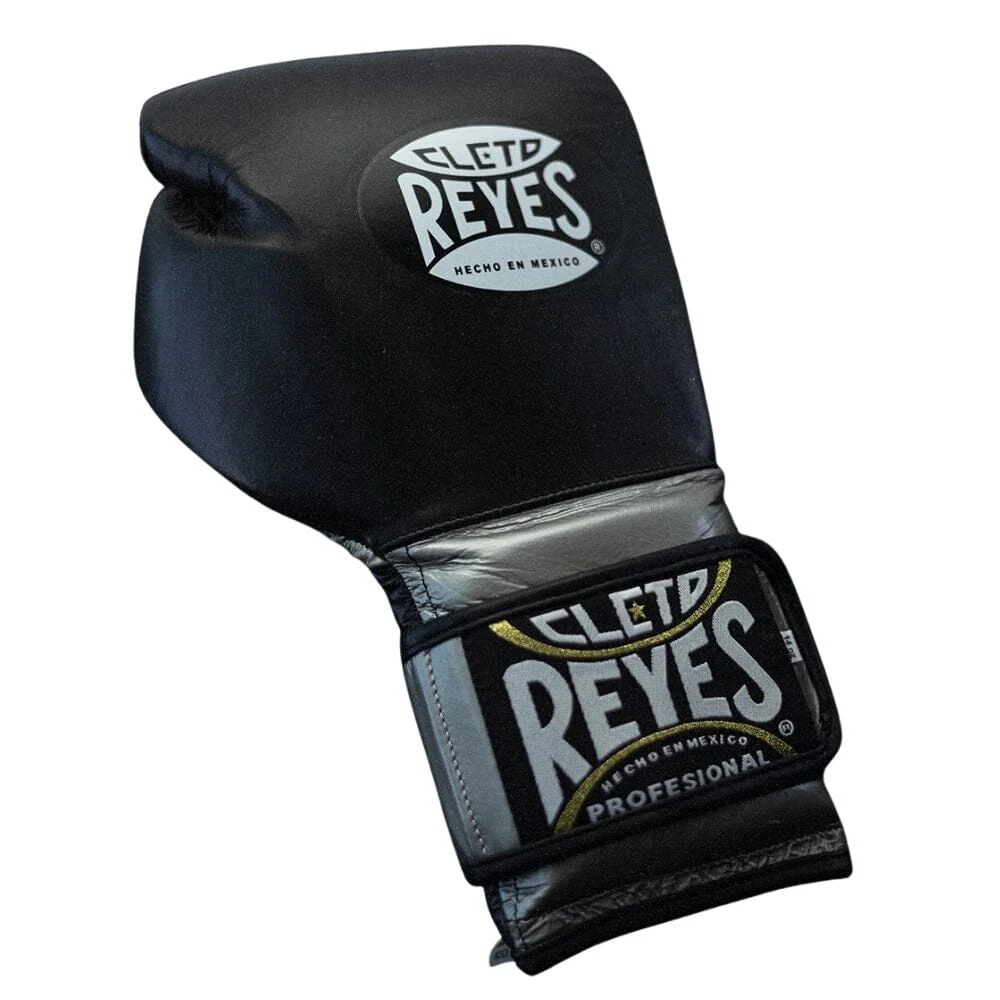 Cleto Reyes Tuxedo Boxing Gloves Black/Silver - Image 3