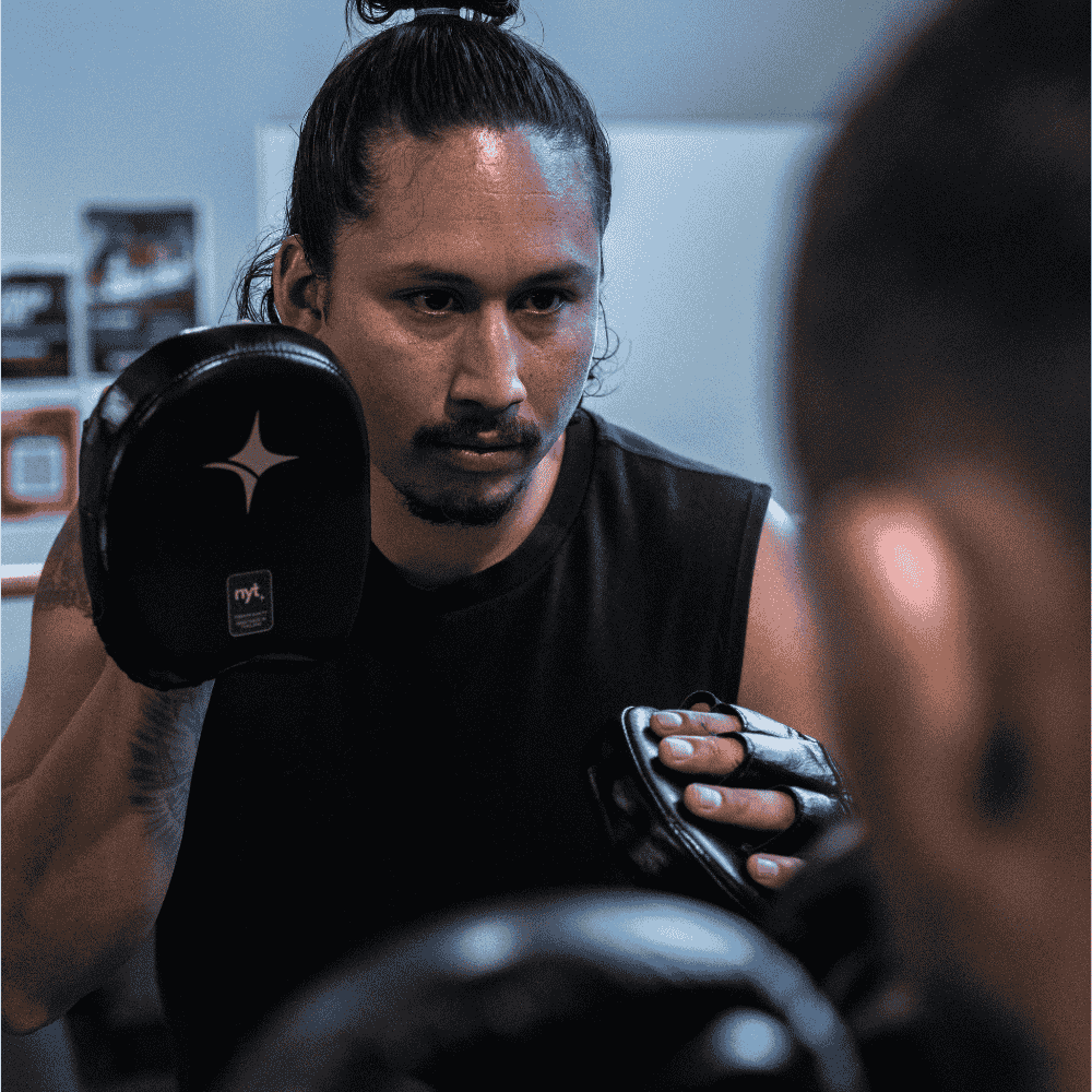 NYT Small Thai Focus Mitts - Image 3
